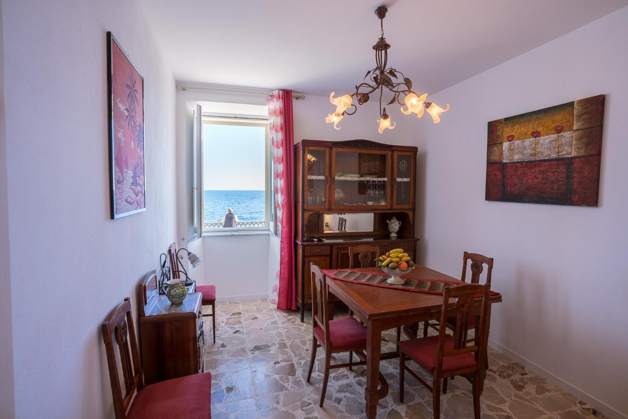 Maniace Sea View Apartment By Ortigia Apartments シラクーサ エクステリア 写真