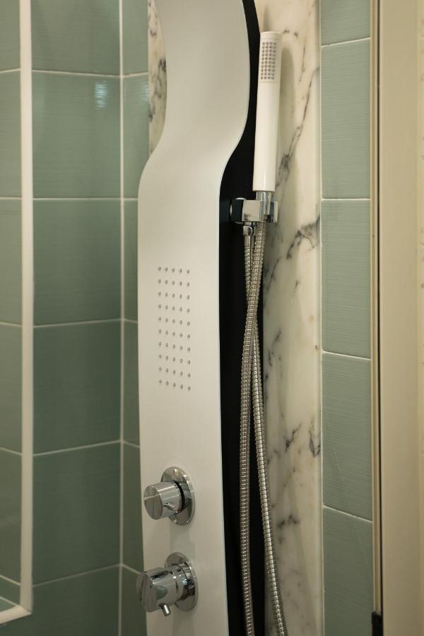 Maniace Sea View Apartment By Ortigia Apartments シラクーサ エクステリア 写真