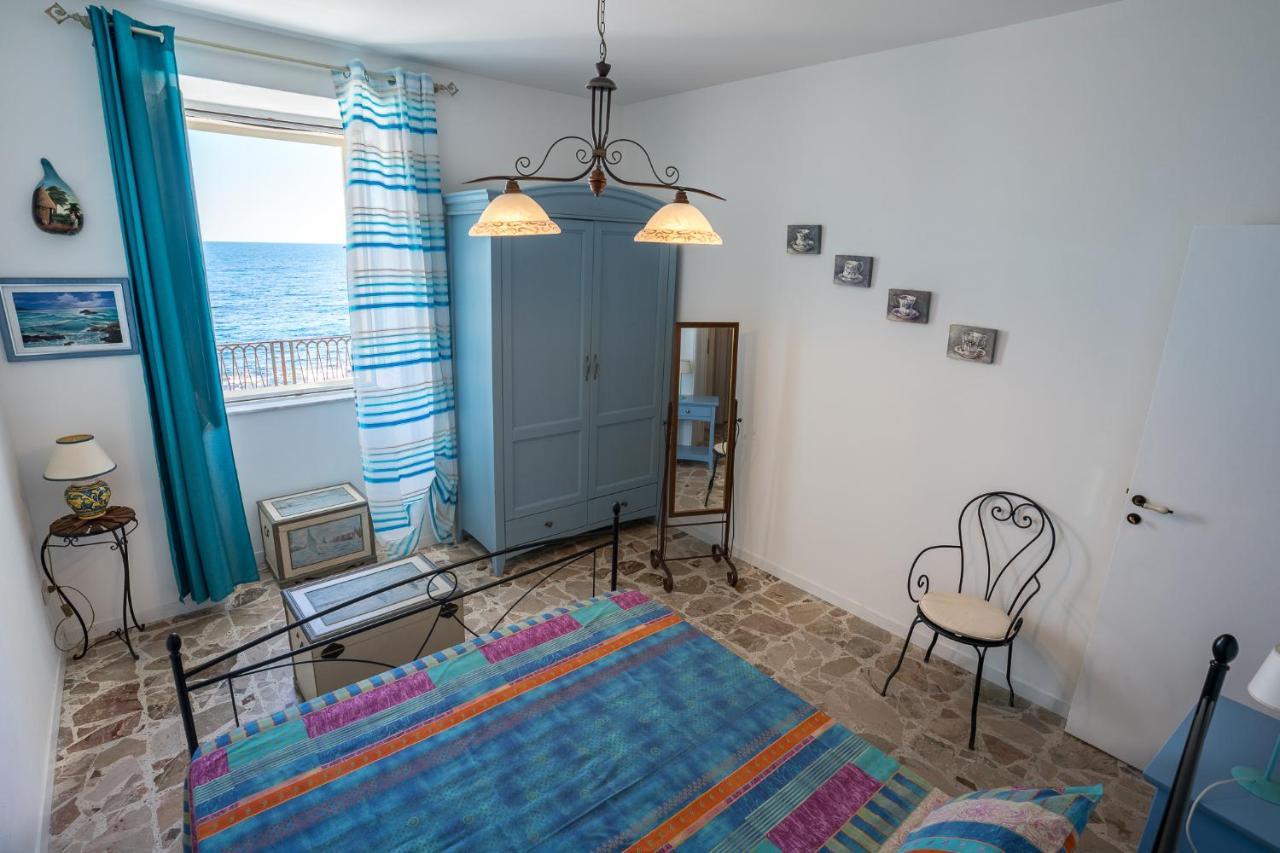 Maniace Sea View Apartment By Ortigia Apartments シラクーサ エクステリア 写真